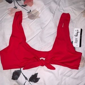 Dippin’ Daisy’s “Muse” seamless tie bikini top
